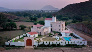 Luxury 8 Bedroom Villa in Udaipur - Aarya-Villa-banner
