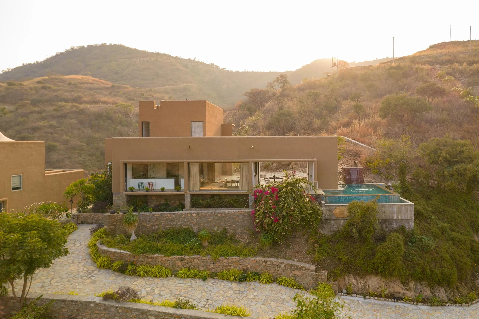 2 Bedroom Villa in Udaipur - Sage-Scenery-banner