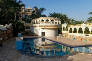 Boutique Villa near Udai Sagar Lake - Udai-Villa-Retreat-banner