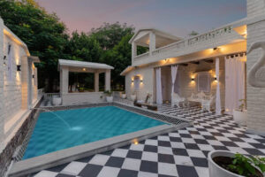 1 Bedroom Luxurious Retreat - Abhiraj-Jungle-banner