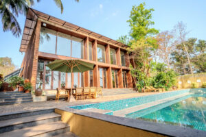4 Bedroom Villa in Goa - Glass-Villa-banner