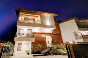 Luxury 3 BHK Villa With Garden - VODMH36-Maharashtra-banner