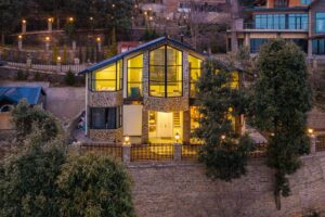 Luxury 3 Bedroom Villa with Lawn - VODUK48-Nainital-banner