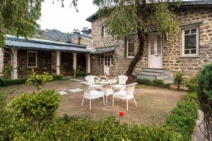 Luxury 5 BHK Villa With Garden In Nainital - VODUK53-Nainital-banner