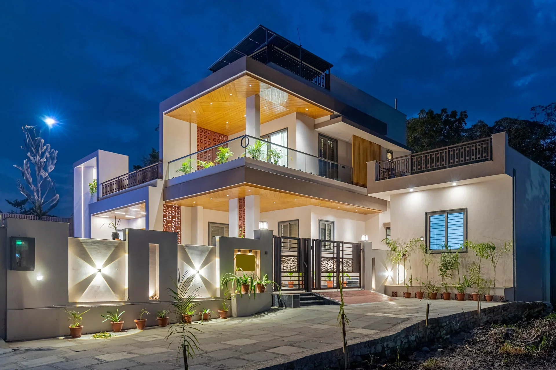 Luxury 3 BHK Villa with Lawn - VODRJ120-Udaipur-banner