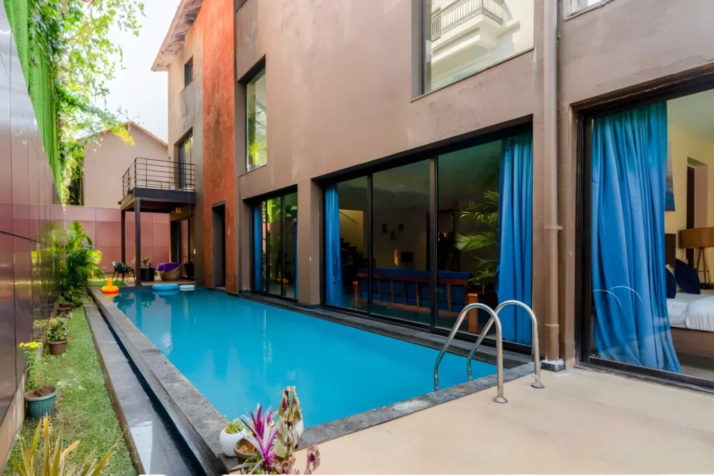 VODGA87 – 4 Bedroom Villa With Lawn In Goa