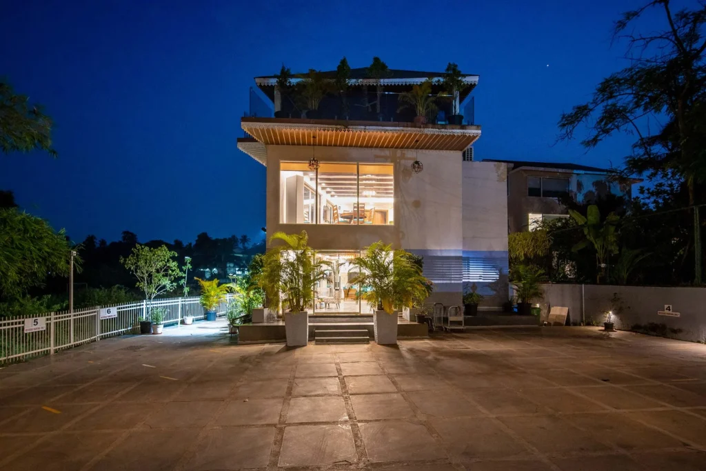 VODGA98 – 4 Bedroom Villa With Jacuzzi In Goa