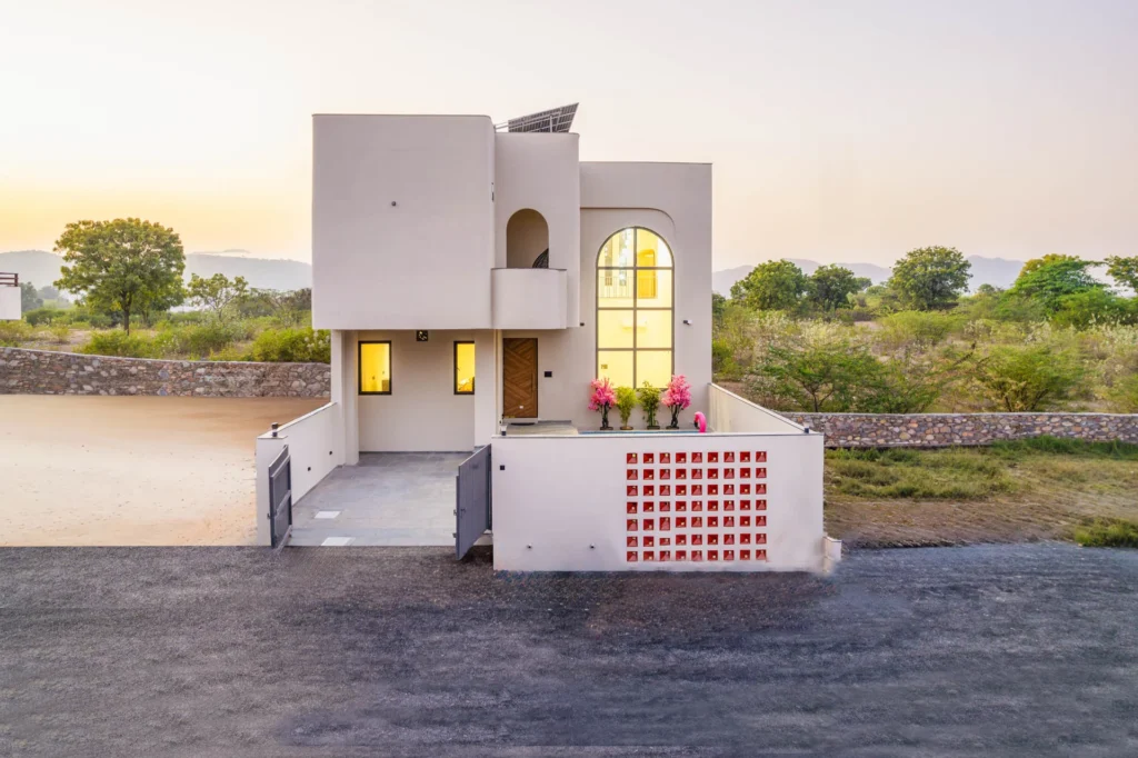 VODRJ270 – 4 BHK Villa With Private Pool In Udaipur