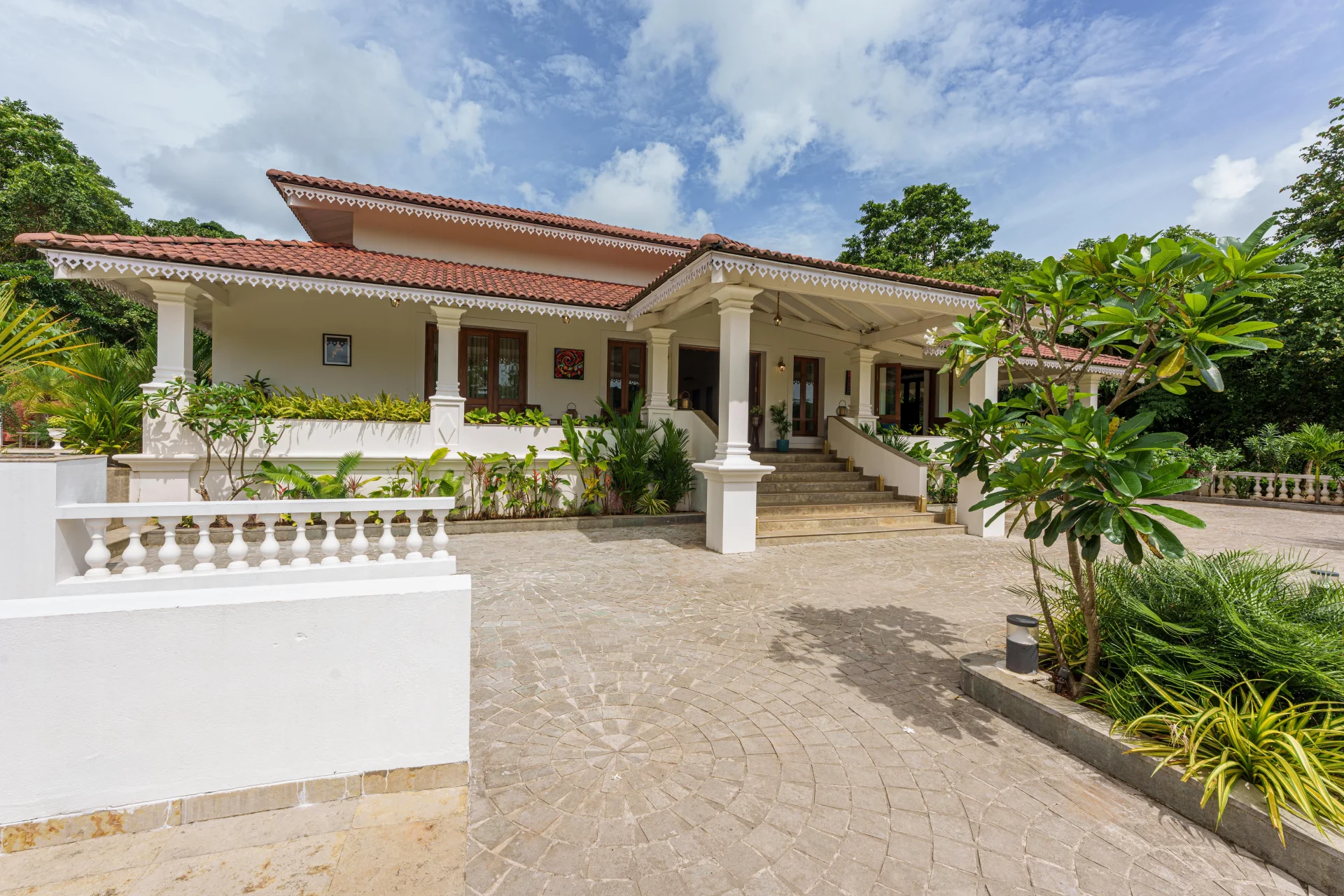 3 Bedroom Villa With Outdoor Dining In Goa - VODGA154-Goa-banner