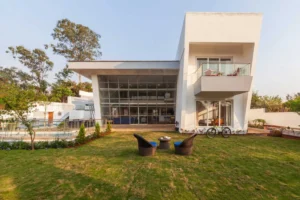 4 Bedroom Villa with Garden In Lonavala - VODMH304-Lonavala-banner