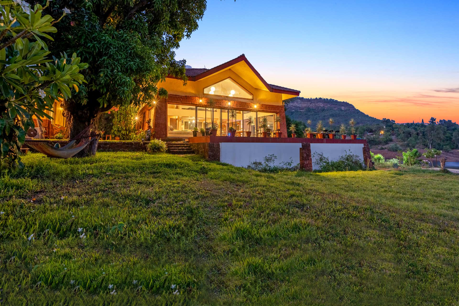 3 Bedroom Lake View Villa in Lonavala - VODMH306-Lonavala-banner