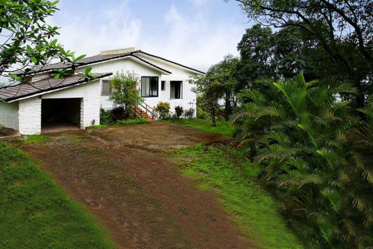 4 Bedroom Hill View Villa in Lonavala - VODMH310-Lonavala-banner