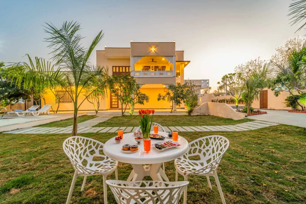 VODRJ272 – 4 BHK Villa With Plunge Pool In Udaipur