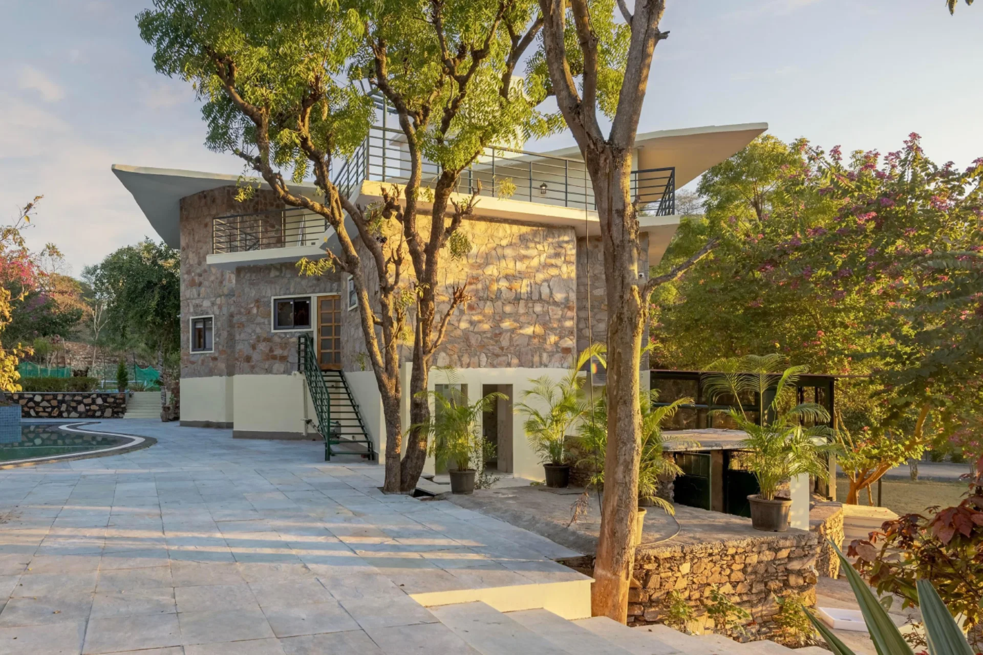 5 Bedroom Pet Friendly Villa In Udaipur - VODRJ276-Udaipur-banner