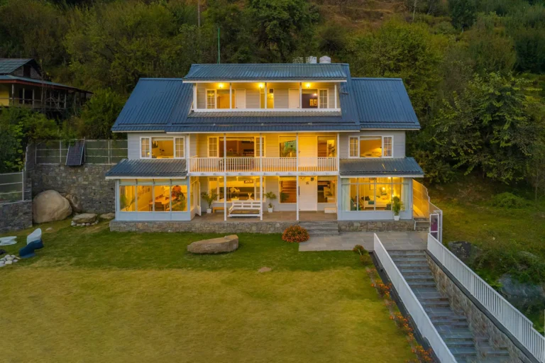 5 BHK Mountain View Villa In Manali - VODHP38-Manali-banner