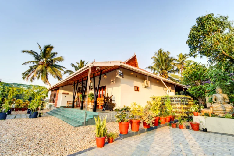 3 BHK Resort With Outdoor Patio In Alleppey - VODSI24-Alleppey-banner