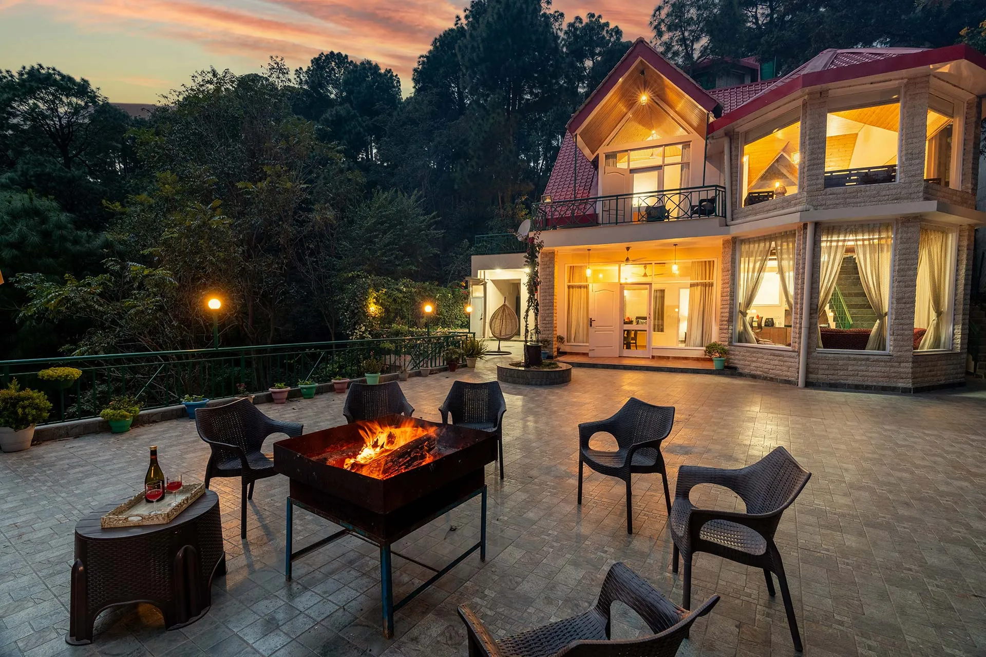 2 Bedroom Villa With Terrace In Kasauli - VODHP60-Kasauli-banner