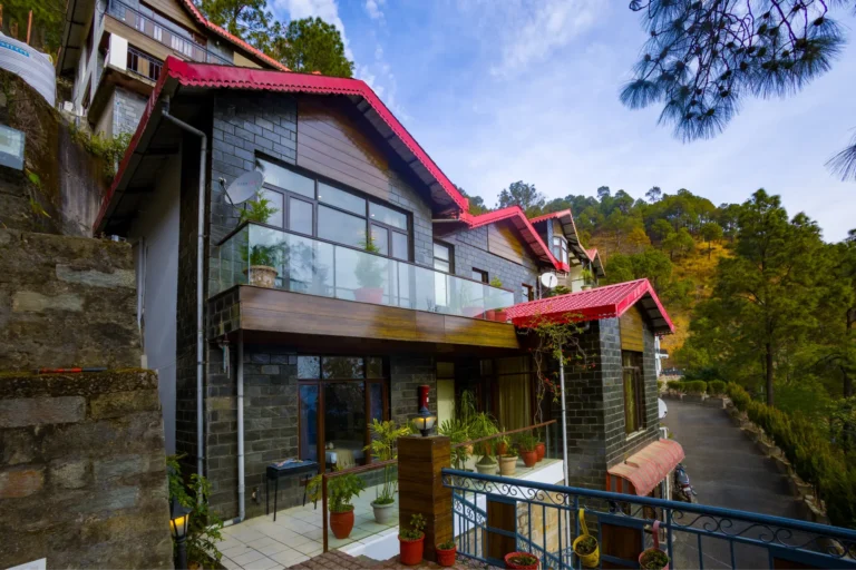 3 BHK Cottage With Scenic Views In Kasauli - VODHP84-Kasauli-banner