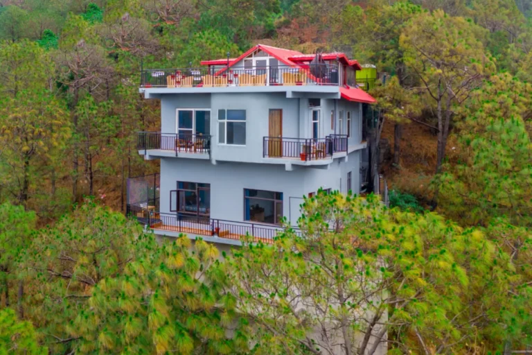 6 BHK 360° mountain view Villa In Kasauli - VODHP85-Kasauli-banner
