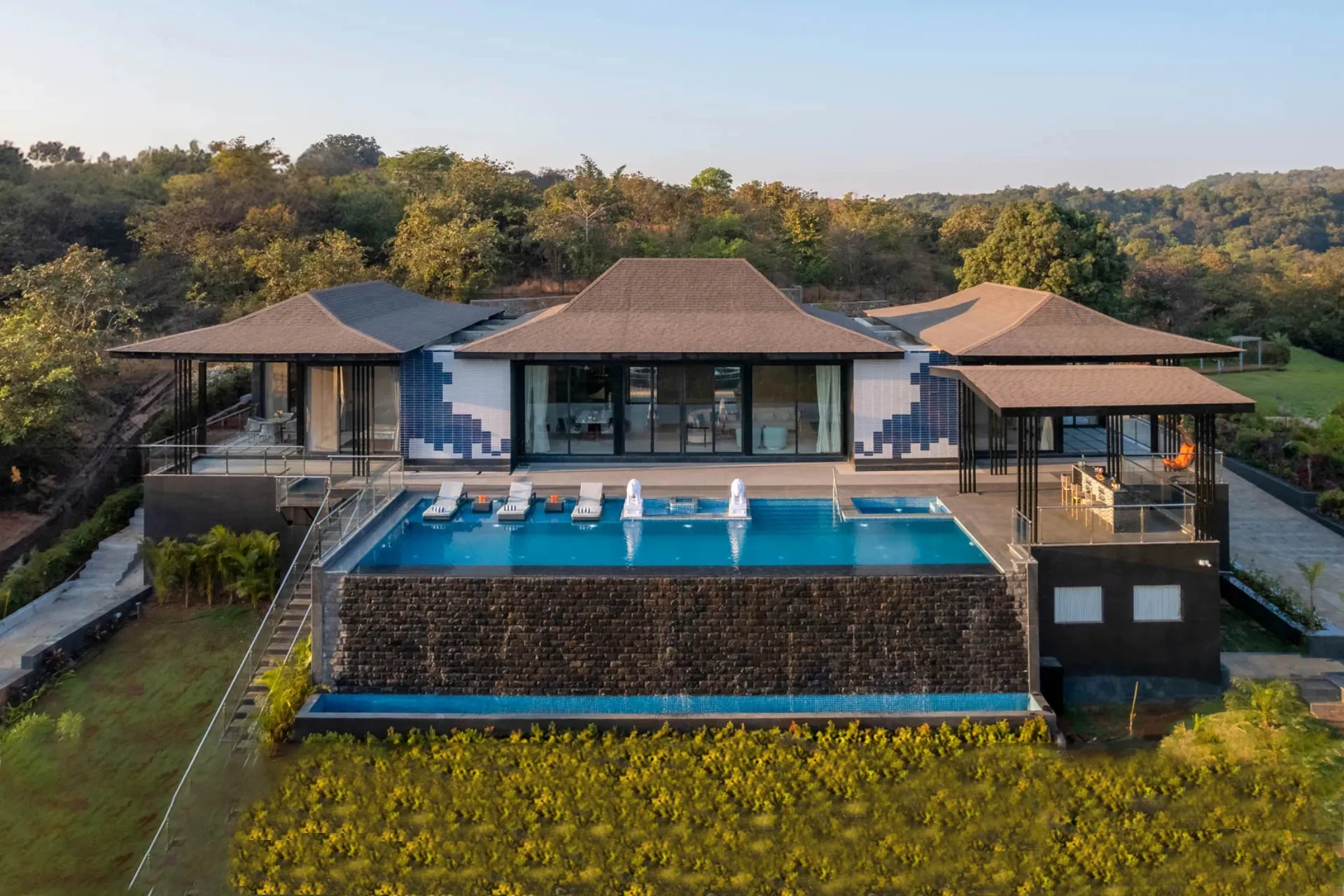 5 Bedroom Infinity Pool Villa In Lonavala - VODMH323-Lonavala-banner