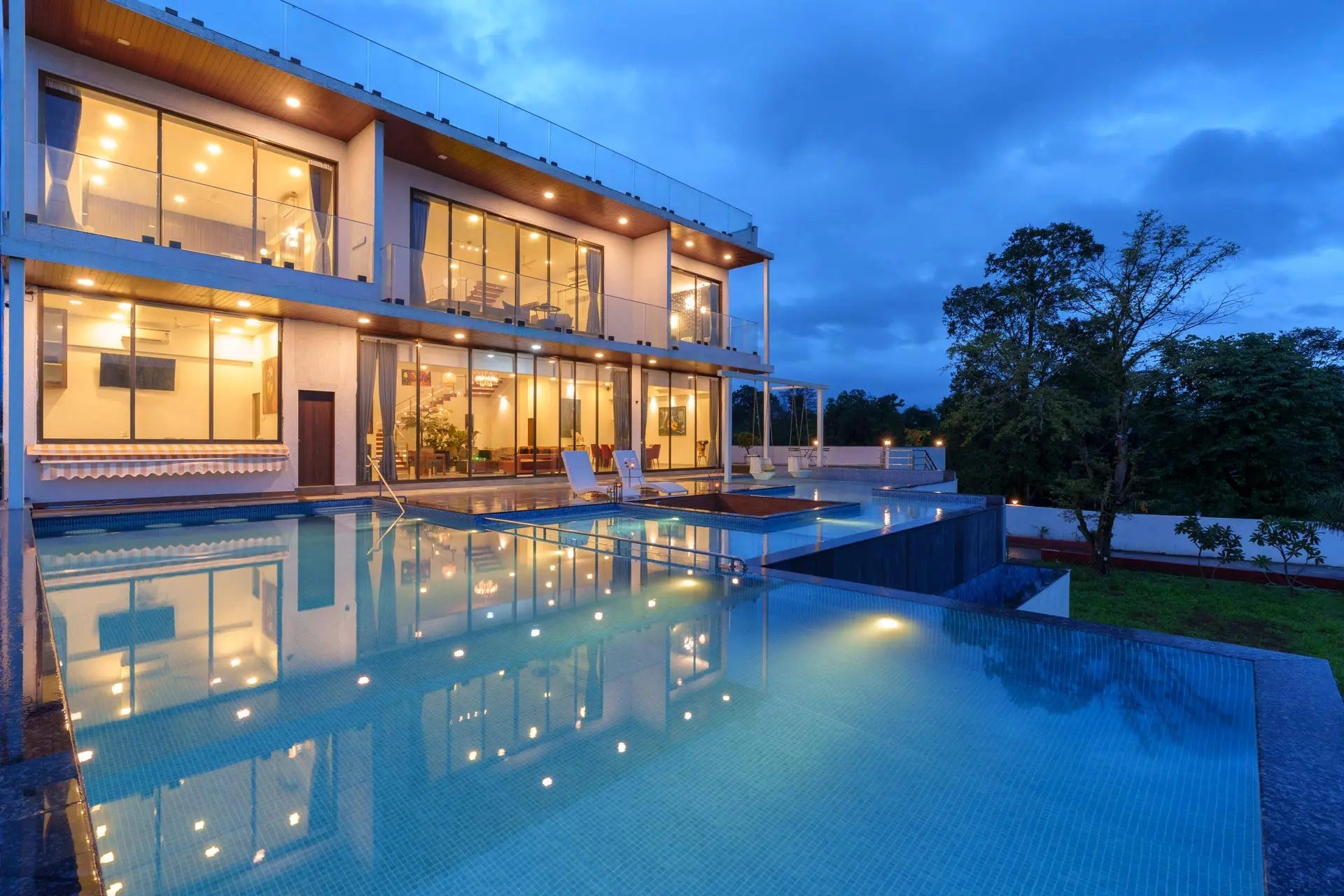 5 BHK Villa With Infinity Pool In Lonavala - VODMH362-Lonavala-banner