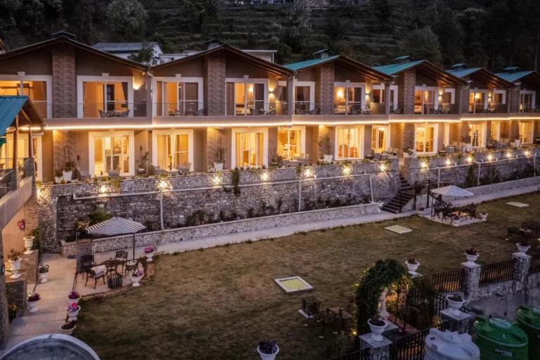 14 BHK Villa With Garden In Mukteshwar - VODUK101-Mukteshwar-banner