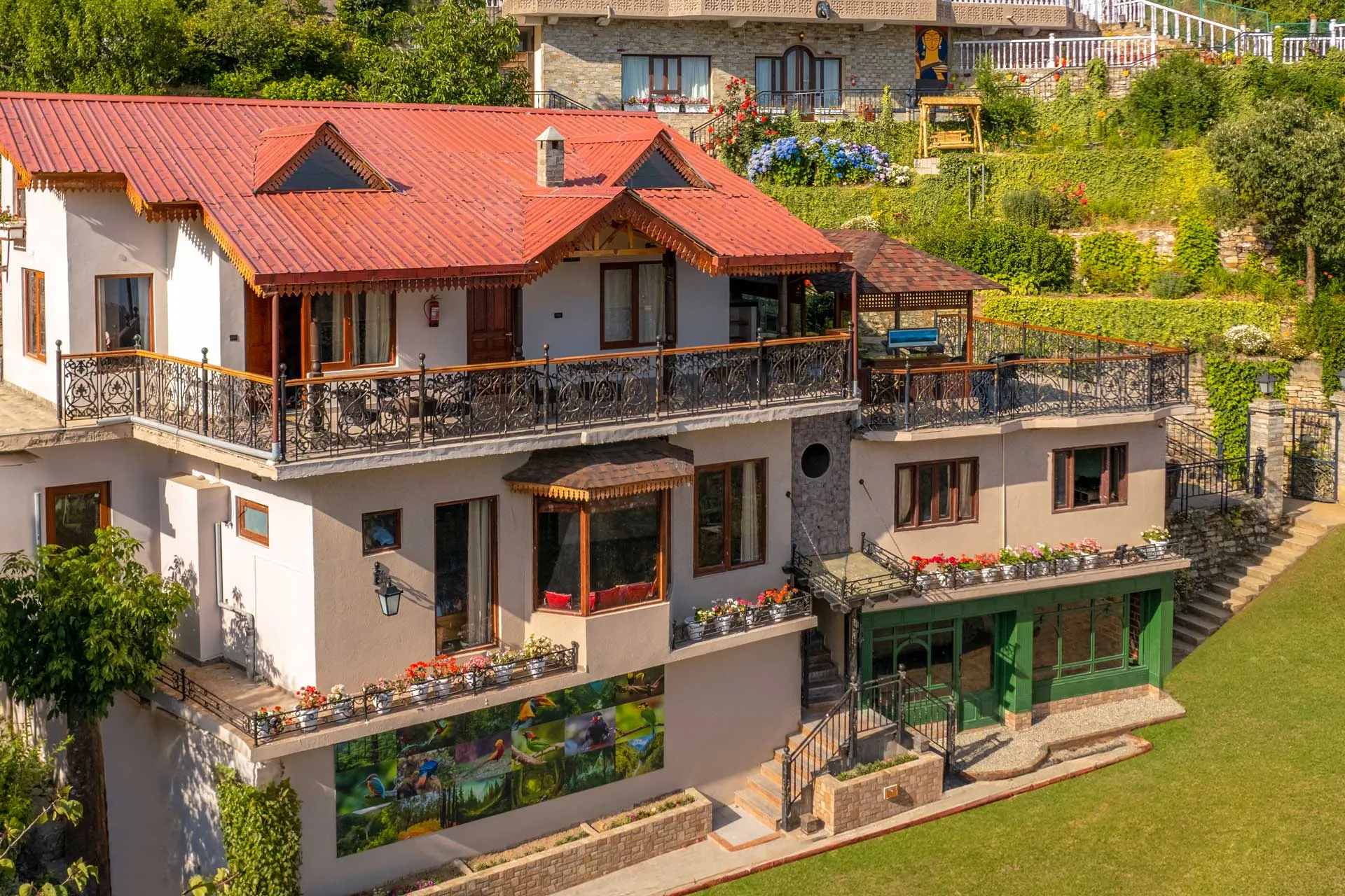 3 BHK Mountain View Villa In Mukteshwar - VODUK96-Mukteshwar-banner