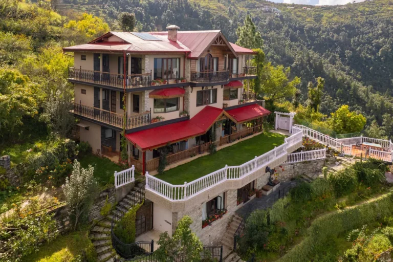 3 BHK Pet Friendly Villa in Mukteshwar - VODUK97-Mukteshwar-banner
