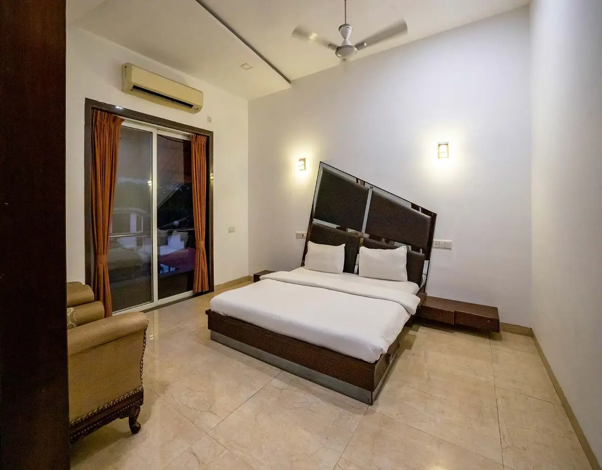 VODMH325-Lonavala-4