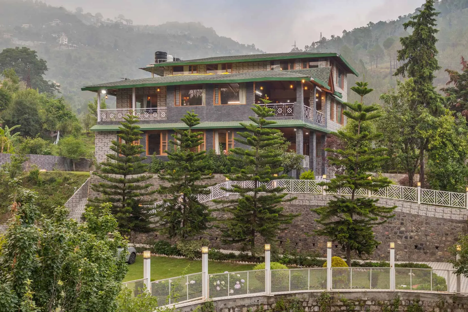 6 Bedroom Mountain View Villa In Bhimtal - VODUK115-Bhimtal-banner