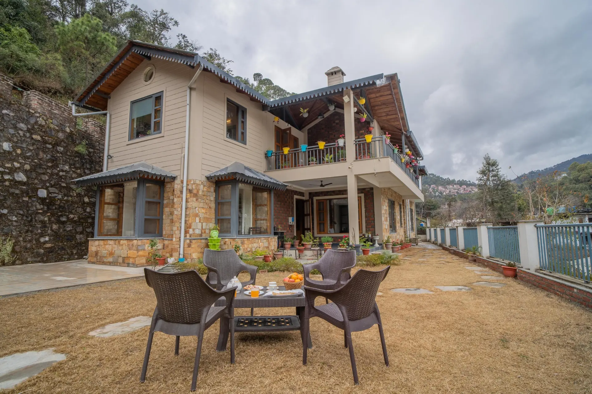 4 Bedroom Lakeside Cottage In Bhimtal - VODUK125-Bhimtal-banner