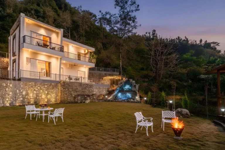 3 Bedroom Mountain View Villa In Dehradun - VODUK134-Dehradun-banner
