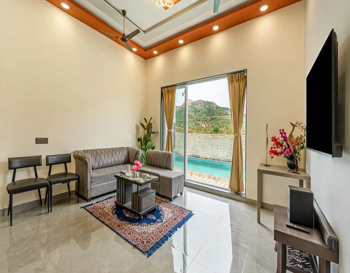 VODMH337-Lonavala-4