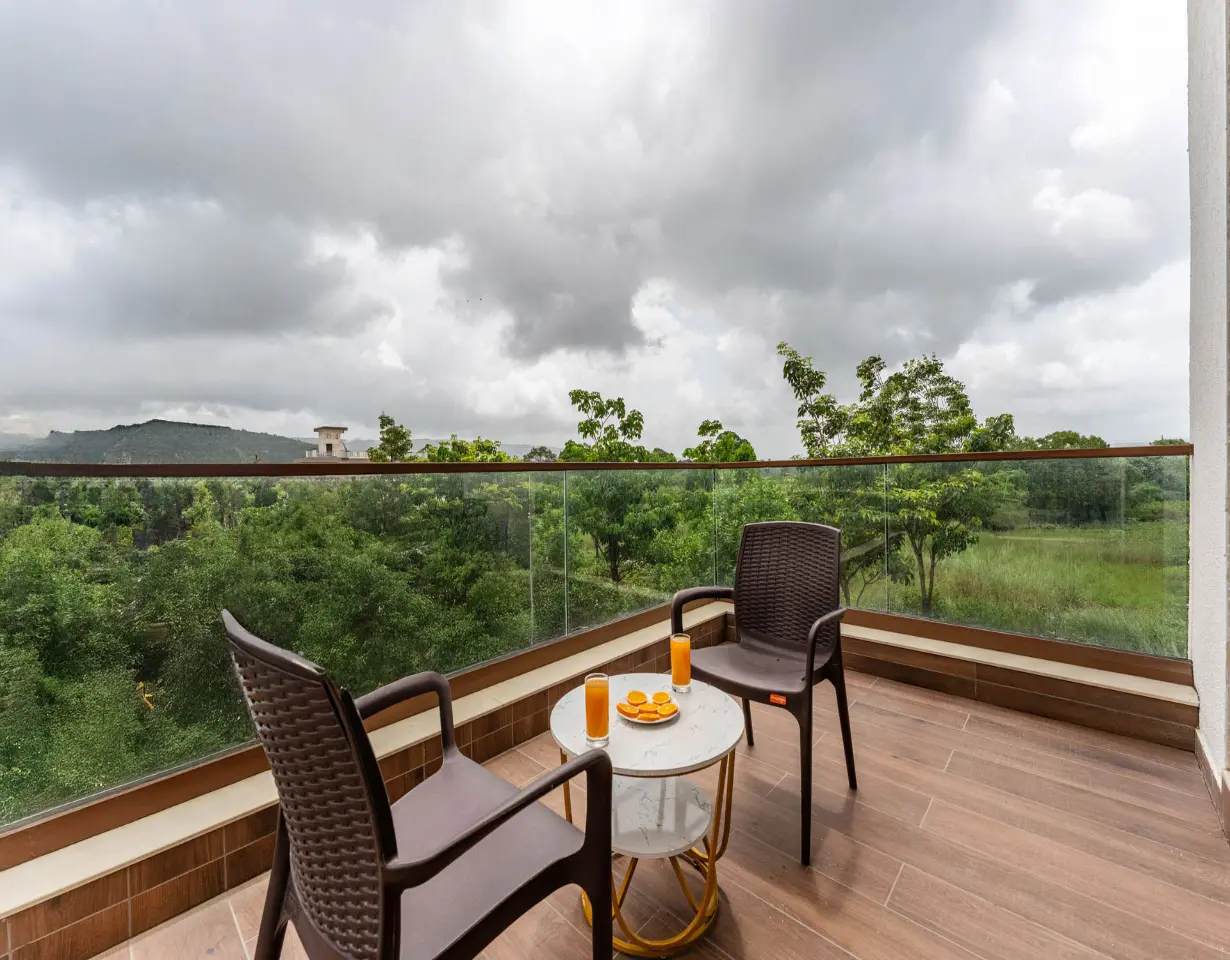VODMH338-Lonavala-2