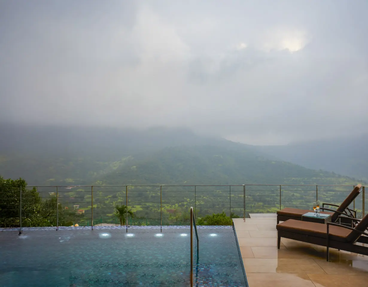 VODMH339-Lonavala-1
