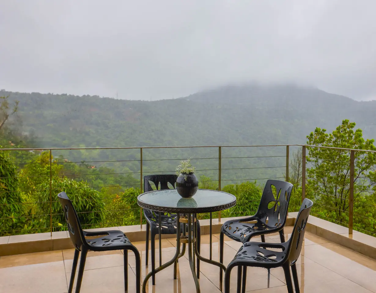 VODMH339-Lonavala-3