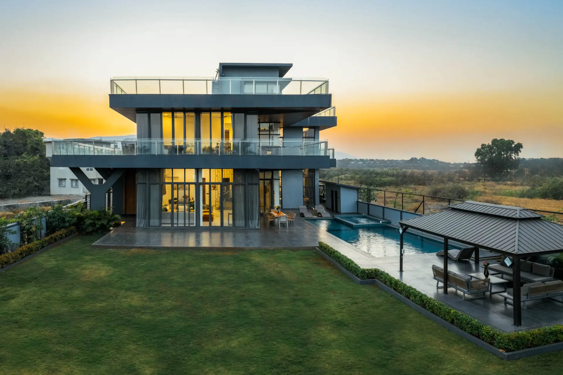 6 BHK Villa With Home Theatre In Lonavala - VODMH354-Lonavala-banner