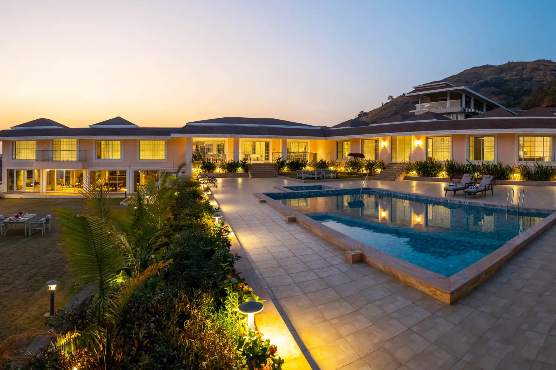 7 Bedroom Lake View Villa In Lonavala - VODMH357-Lonavala-banner
