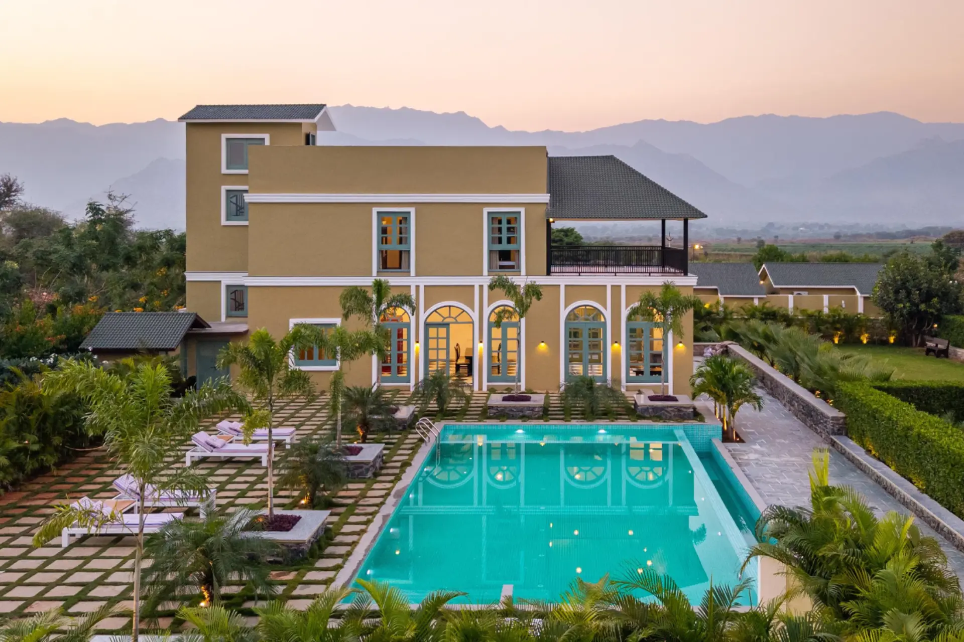 10 Bedroom Luxury Resort In Mount Abu - VODRJ290-MountAbu-banner
