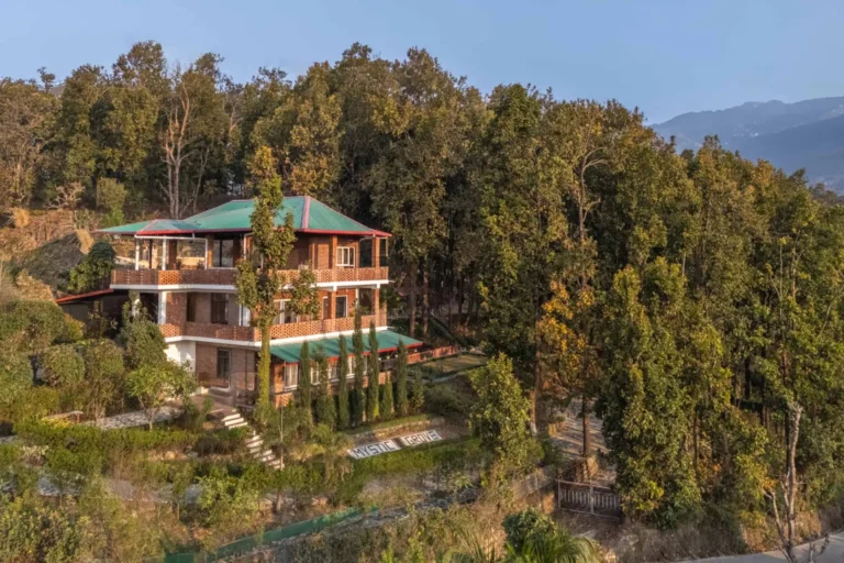 4 BHK Villa With Private Pool In Dehradun - VODUK137-Dehradun-banner