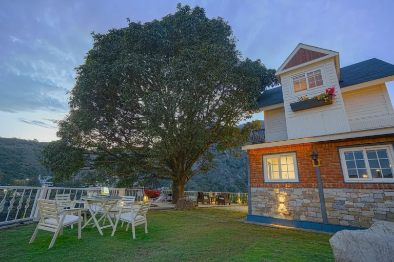 2 Bedroom Villa With Lawn In Dehradun - VODUK159-Dehradun-banner