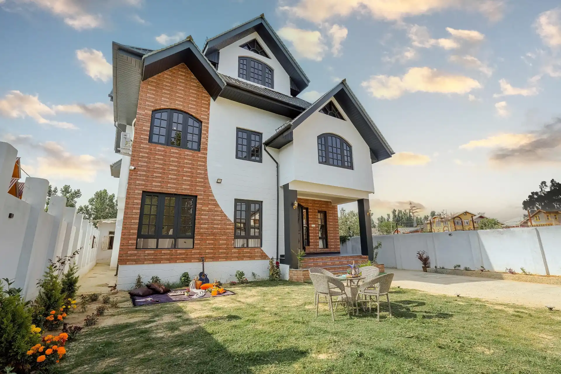 5 Bedroom Villa with Lawn in Srinagar - VODJK02-Srinagar-banner
