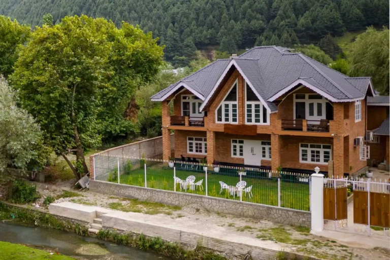 3 Bedroom Garden View Cottage In Sonmarg - VODJK05-Sonmarg-banner