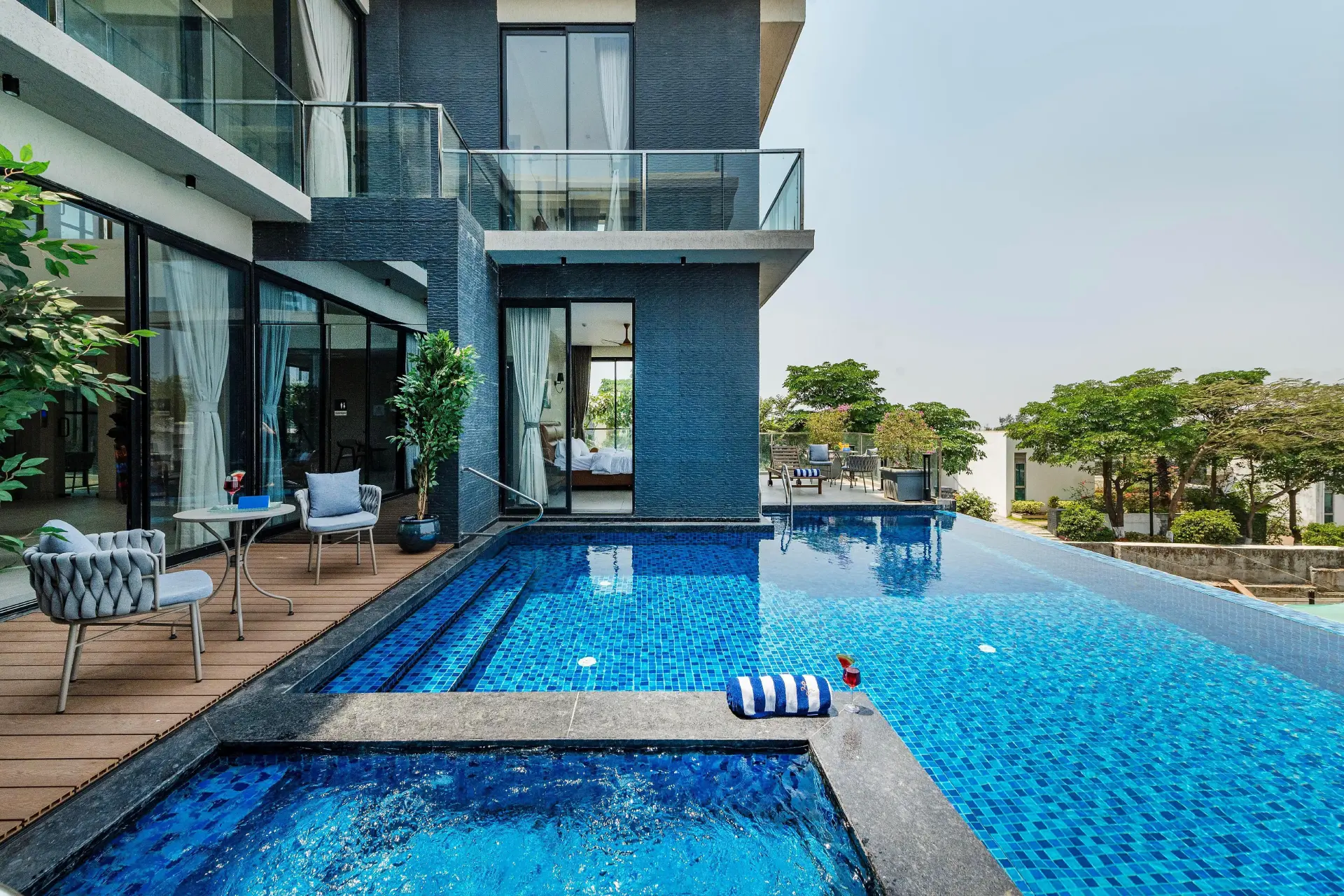 8 BHK Villa With Heated Jacuzzi In Lonavala - VODMH365-Lonavala-banner