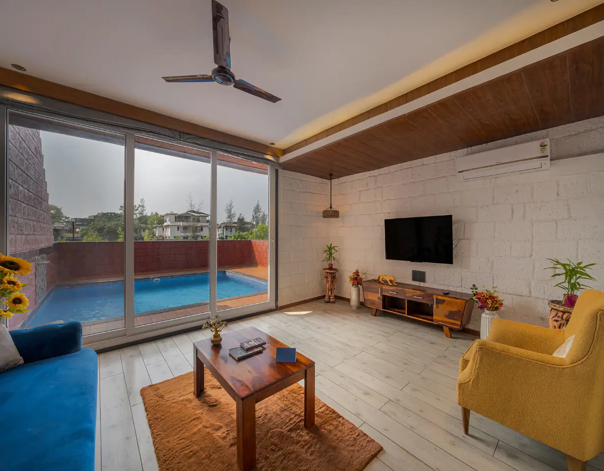 VODMH372-Lonavala-4