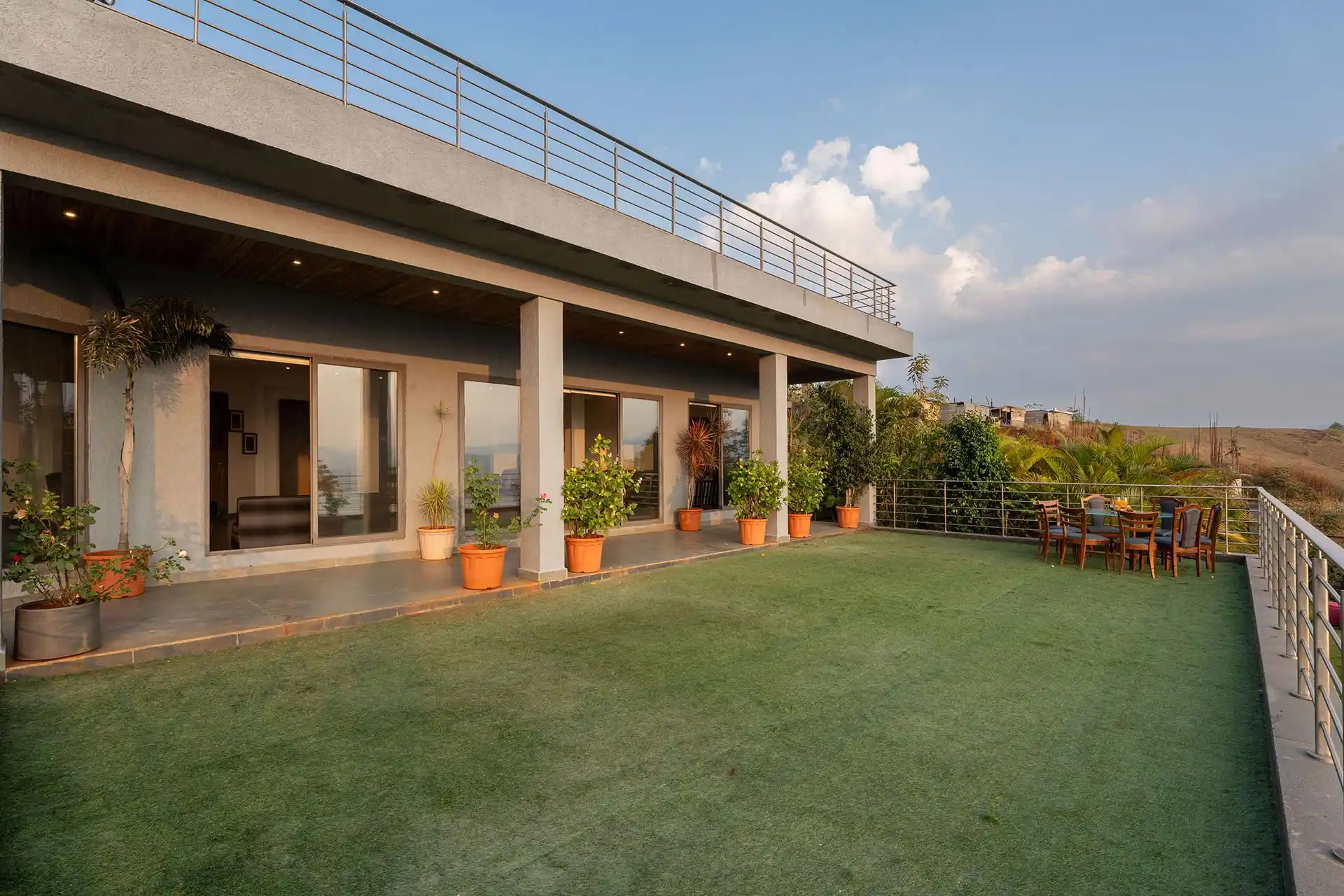 4 Bedroom Mountain View Villa In Pune - VODMH427-Pune-banner
