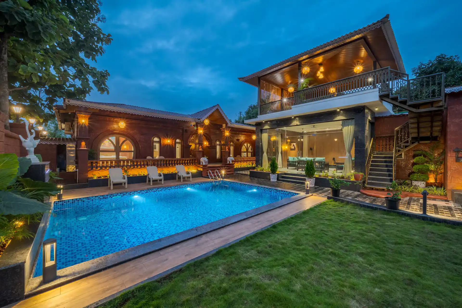 5 Bedroom Villa With Lawn In Pune - VODMH435-Pune-banner