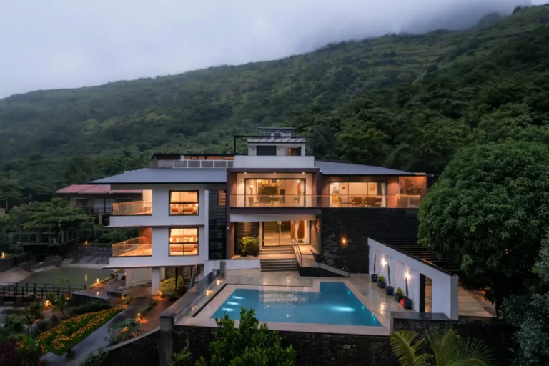 4 BHK Villa With Infinity Pool In Nashik - VODMH444-Nashik-banner