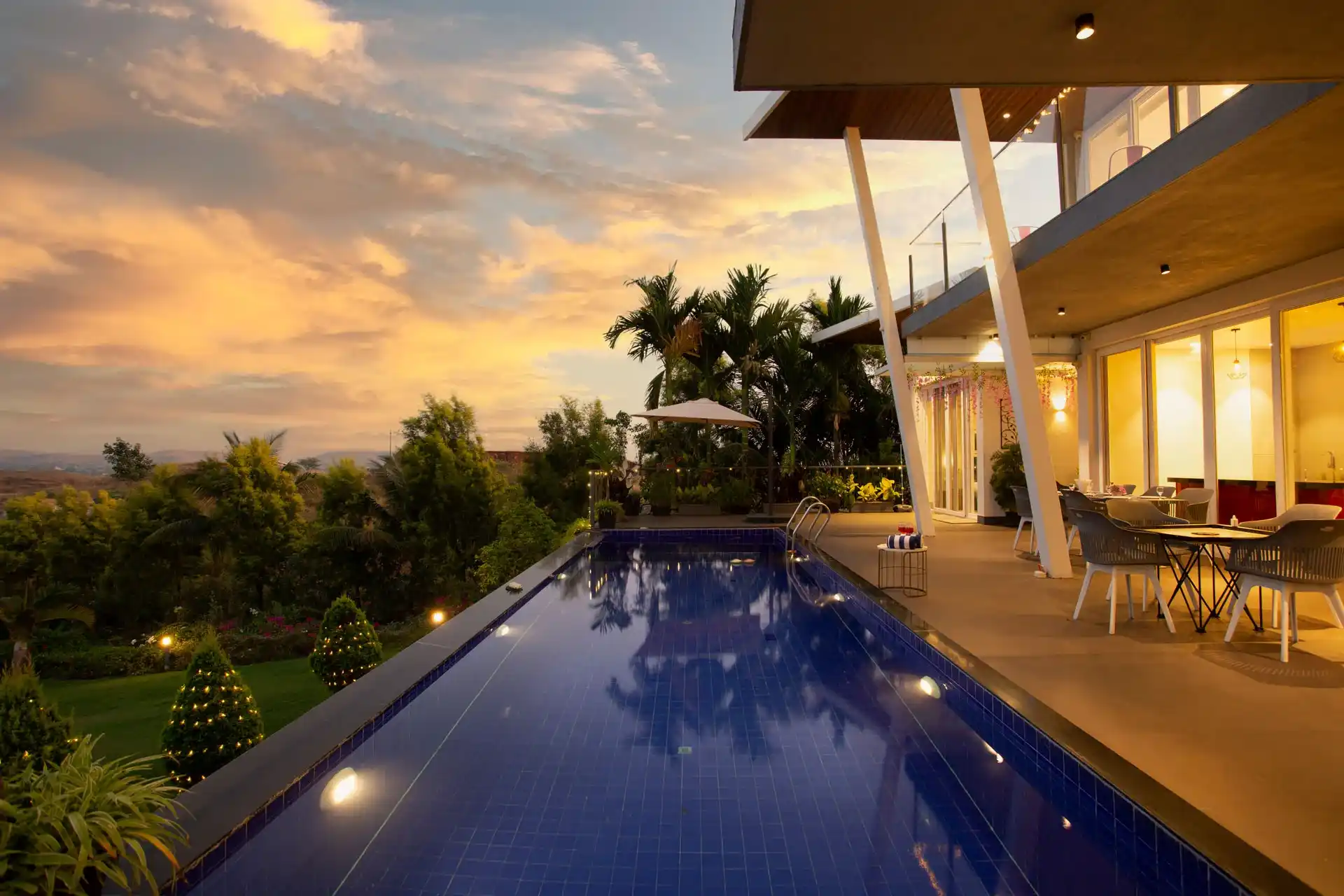 4 Bedroom Lakeview Villa In Nashik - VODMH448-Nashik-banner