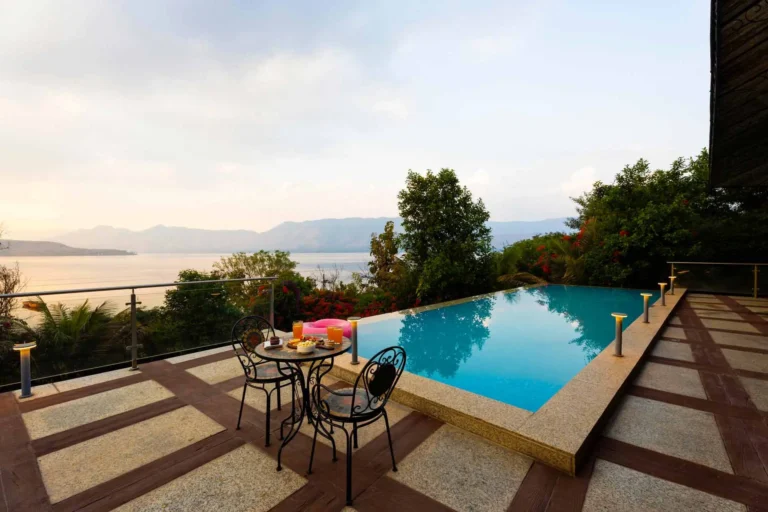 4 Bedroom Viewing Deck Villa In Panchgani - VODMH525-Panchgani-banner
